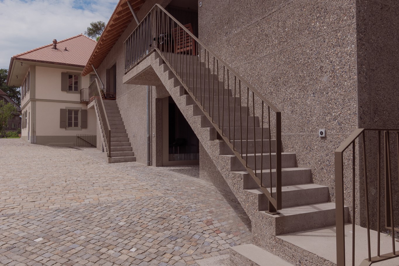 Tradition trifft auf Moderne, Dorfzentrum Cressier