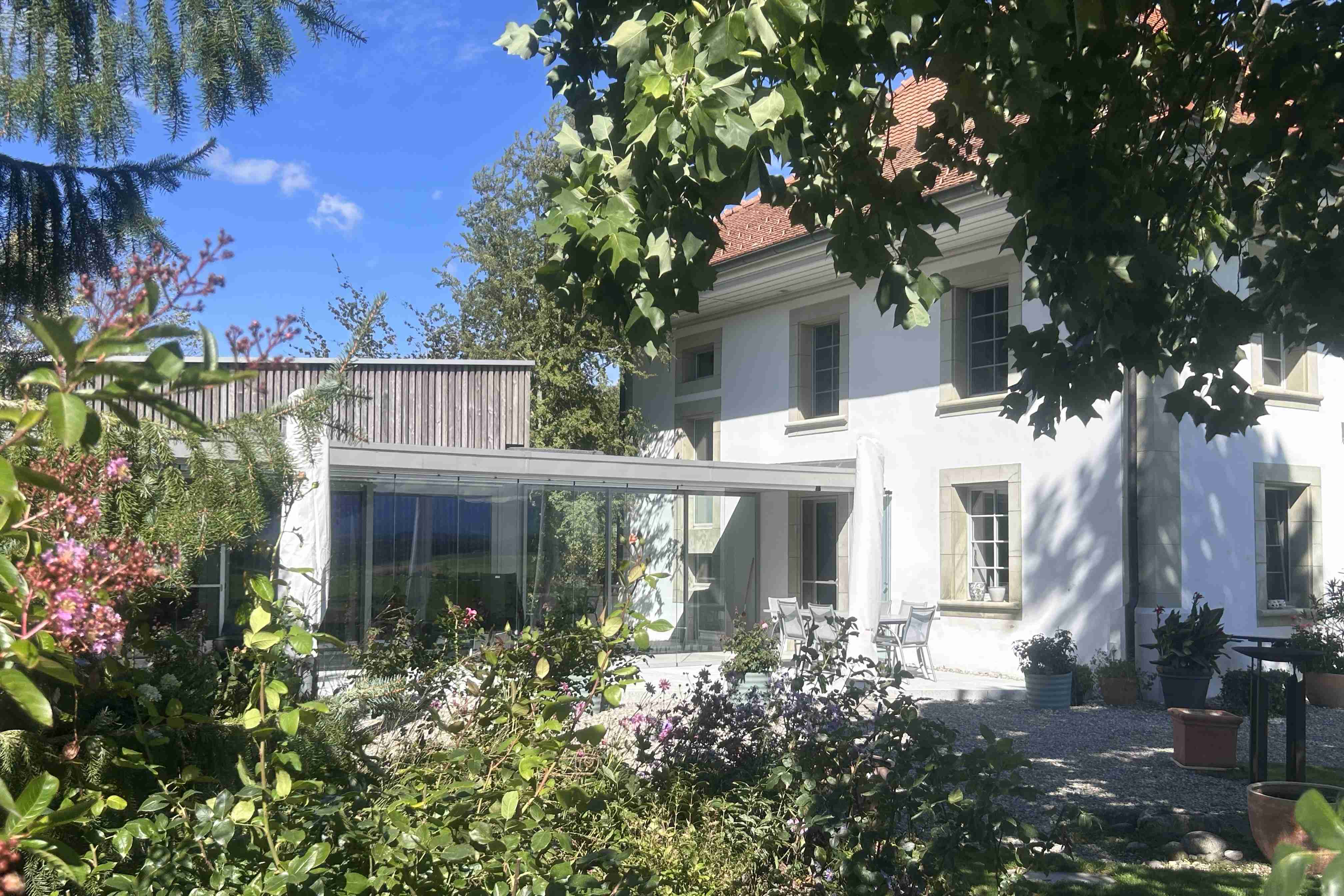 Landhausvilla vor den Toren von Freiburg-Fribourg